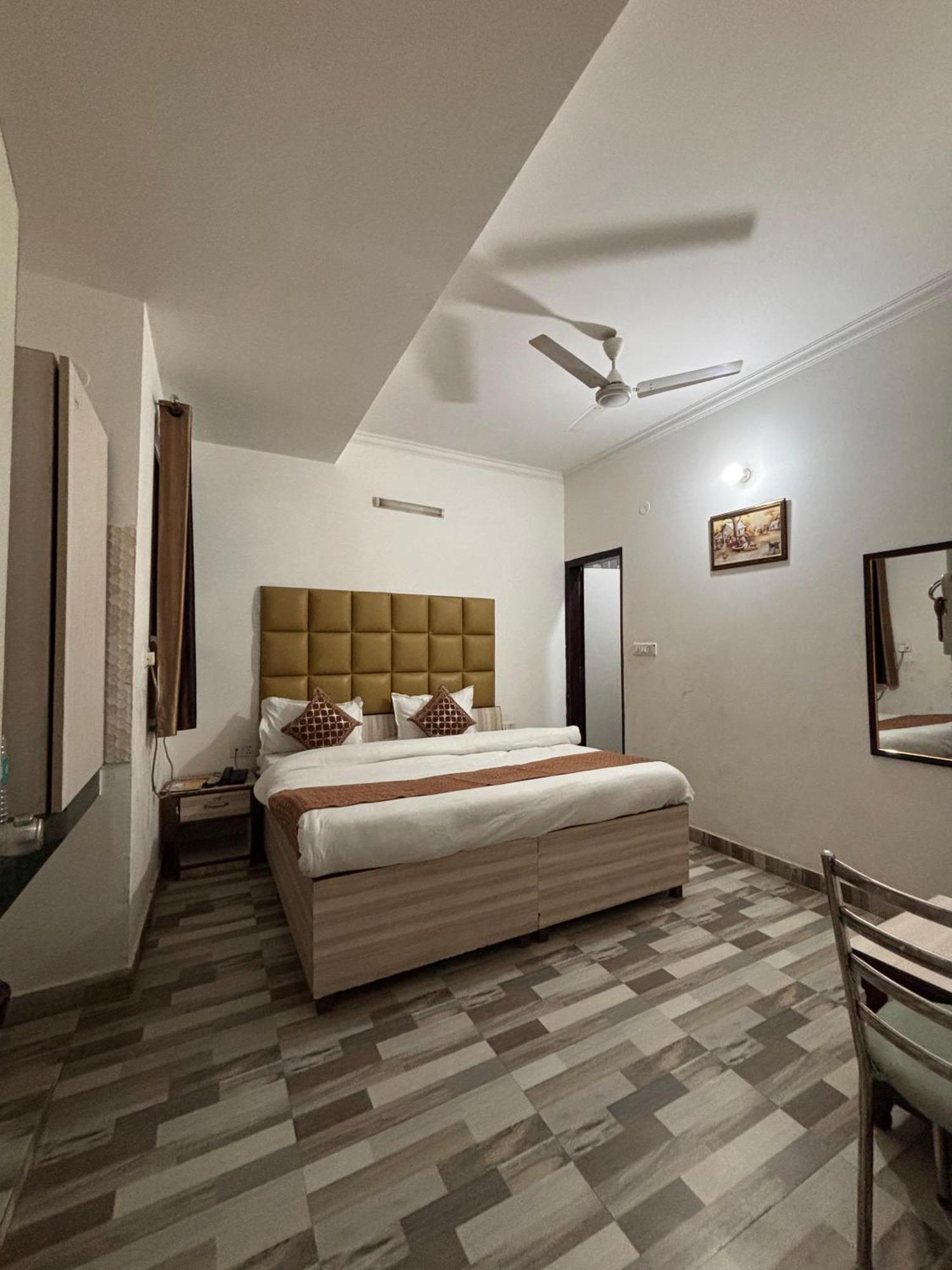 Clink Airport Stay -Neu-Delhi Exterior foto