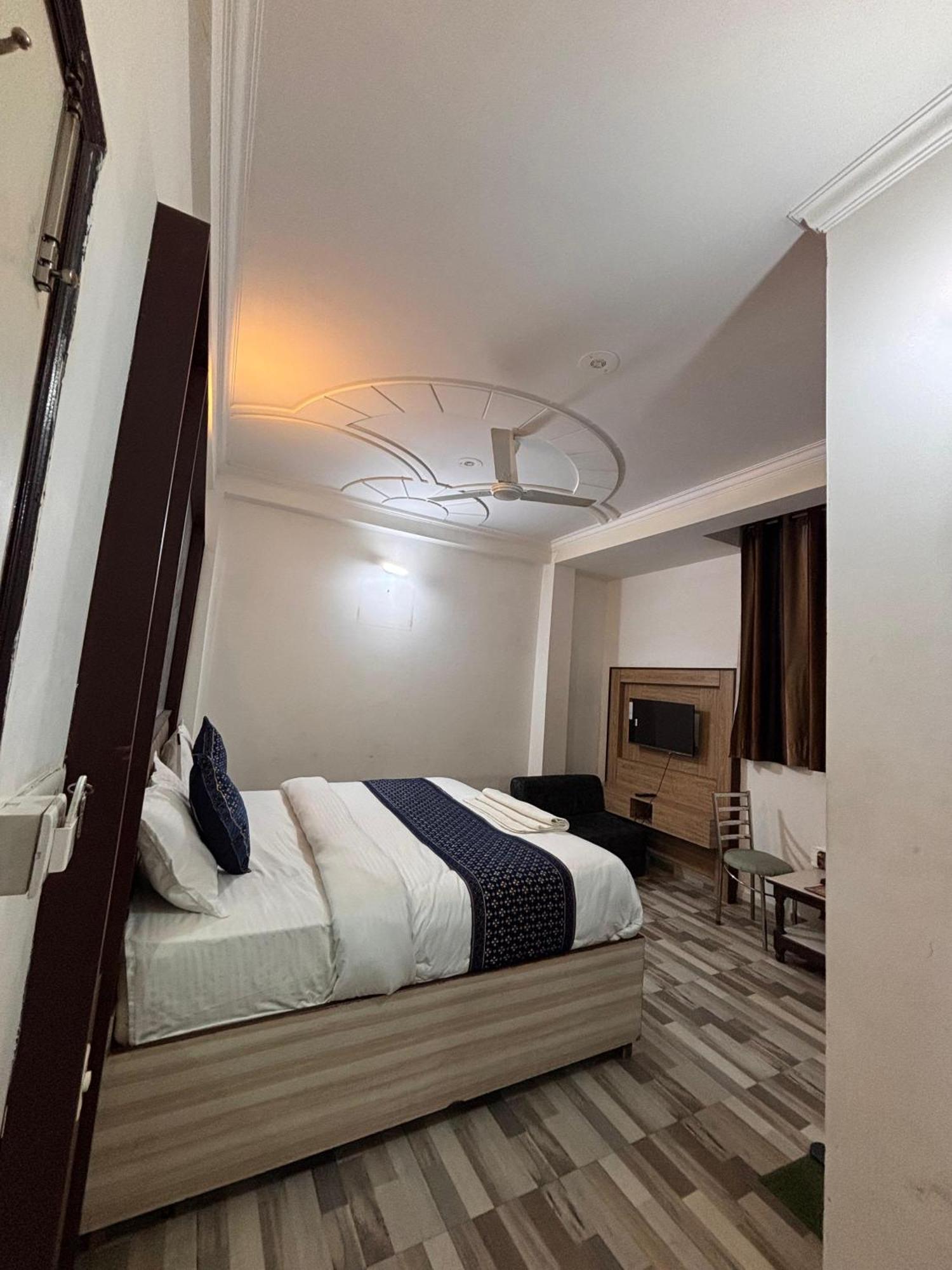 Clink Airport Stay -Neu-Delhi Exterior foto